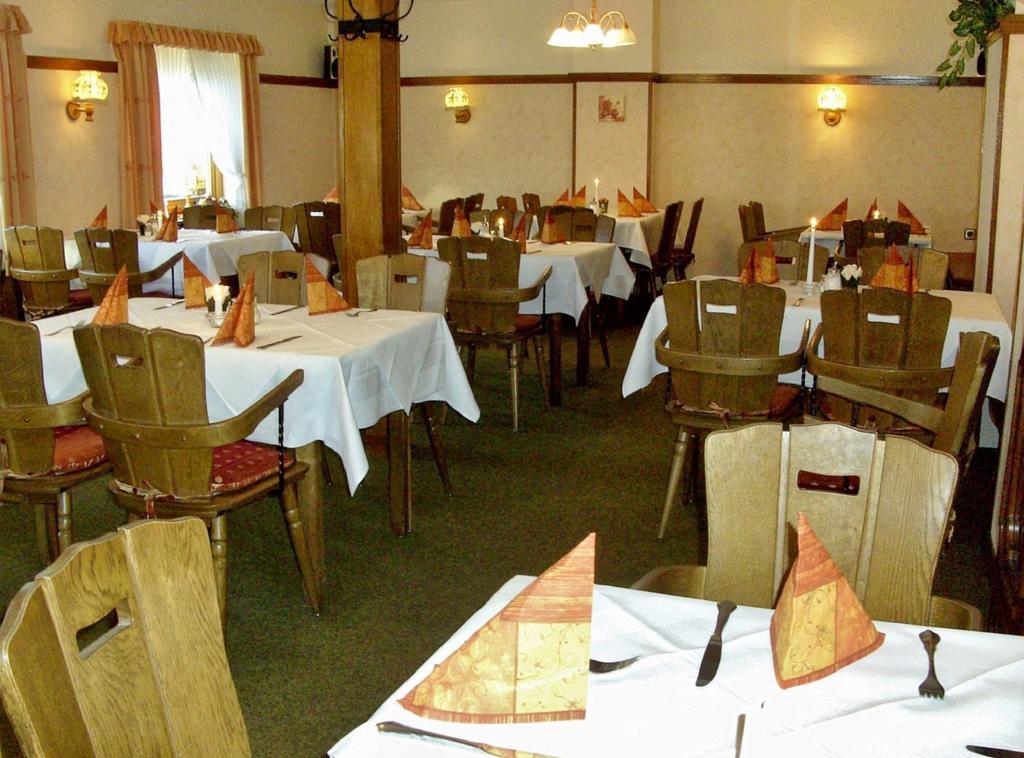 Hotel Restaurant Schmidter Bauernstube ニデッケン エクステリア 写真